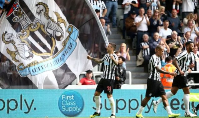 摩根体育- 纽卡斯尔联十人应战逼平红军，喜鹊军团韧性获赞  