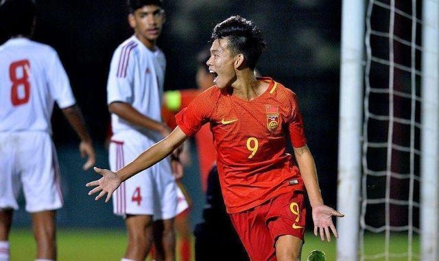 摩根体育官网- 沙尔克04青训小将闪耀U19联赛，潜力新星引豪门关注  