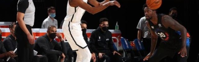 摩根体育官方网站- 字母哥荣膺月最佳，雄鹿战绩领跑东部联盟  