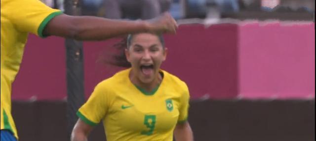  布雷斯特签下巴西前锋，锋线实力大幅提升  